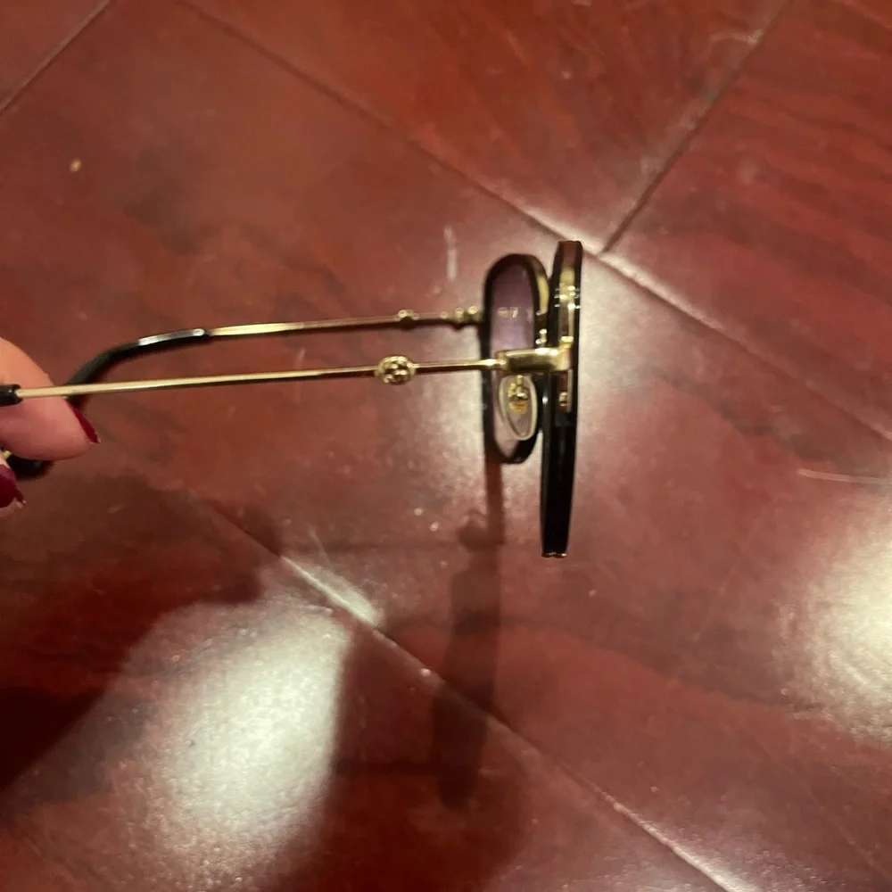 Gucci Women's GG0606SK Sunglasses - Picture 8 of 9